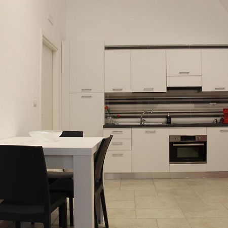 B&B Bianco Apartments Orta Nova Bagian luar foto