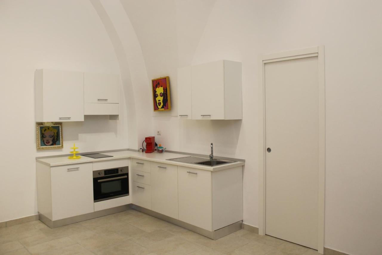 B&B Bianco Apartments Orta Nova Bagian luar foto